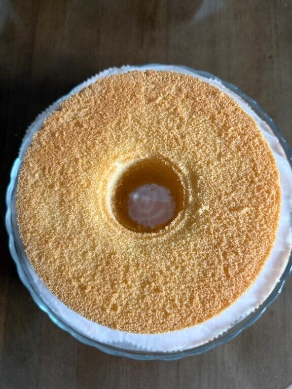 12日から出勤致します　シフォンケーキ