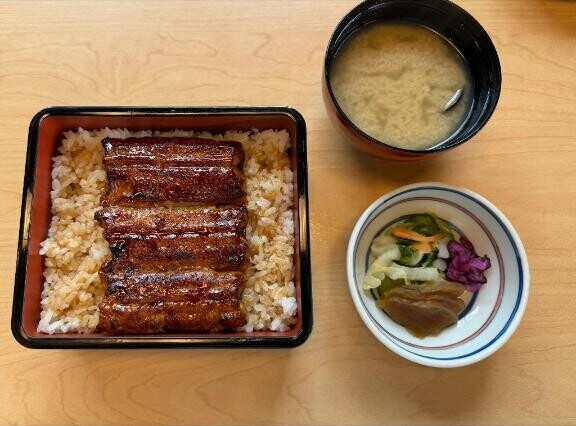 うなぎ食べました〜