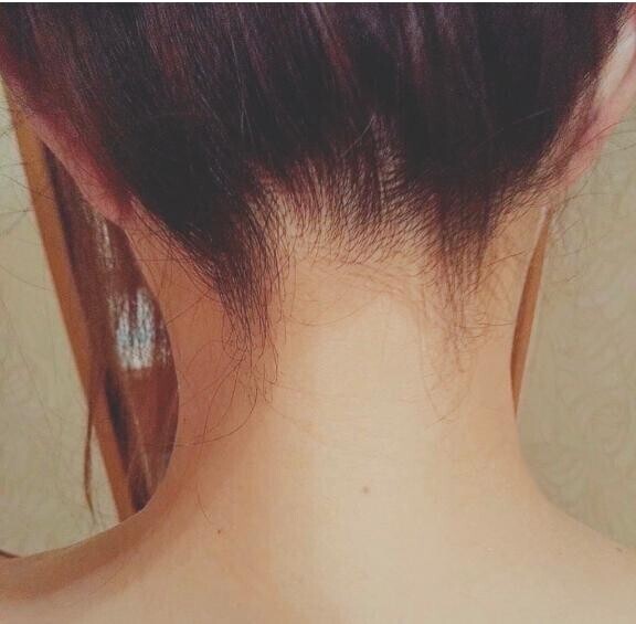 うなじ　　