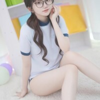 るあ
