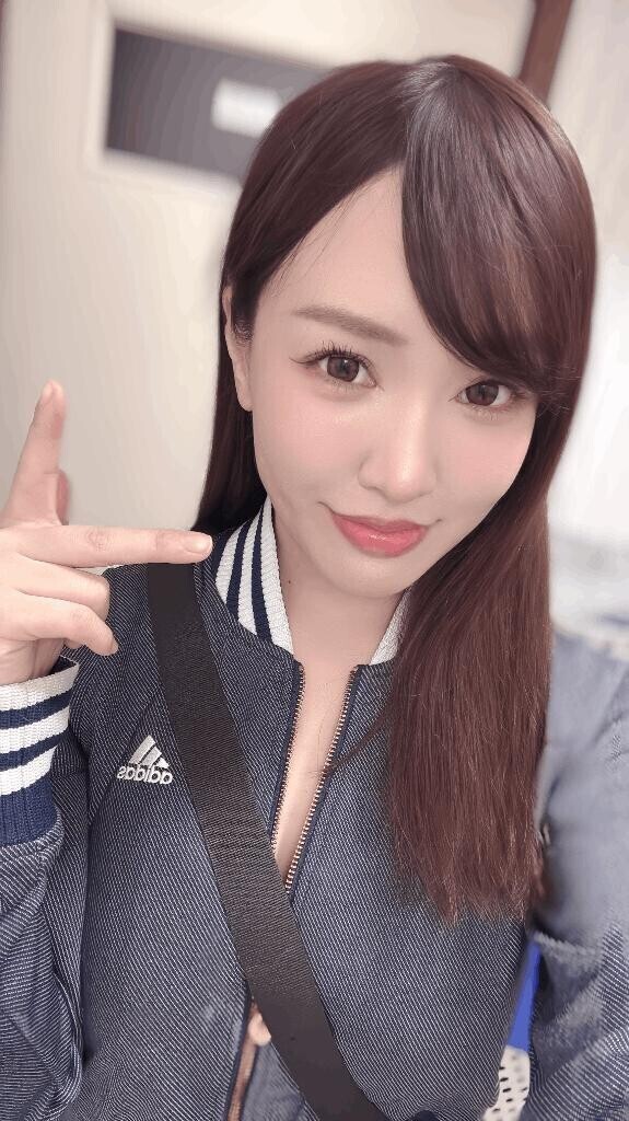 ノーブラでHカップ