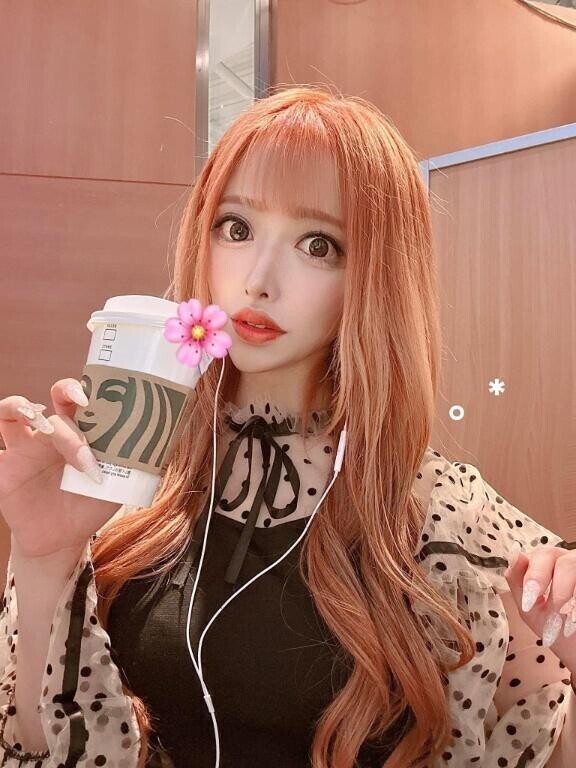 肉まんみたいな天然Gカップ??