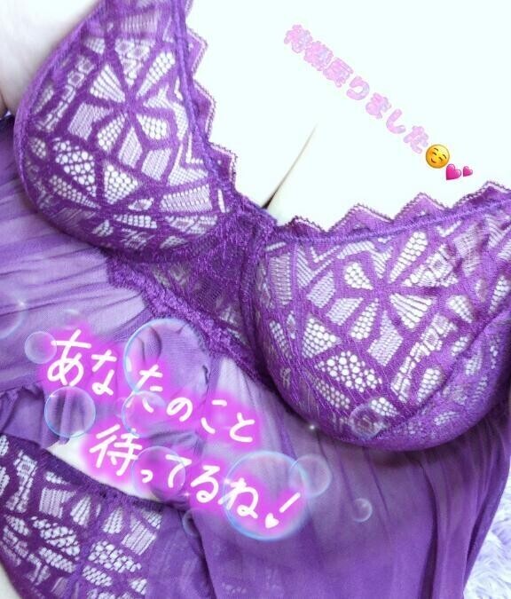 隣に来ませんか？(´ฅω•ฅ｀)ﾁﾗｯ