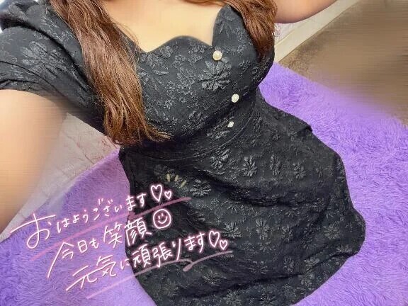 おニュ〜〜(乳〜〜)👗