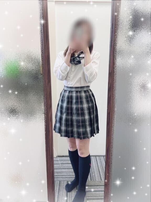 登校中です！🏫💗
