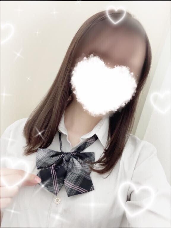 明日10時〜19時います！‎🤍