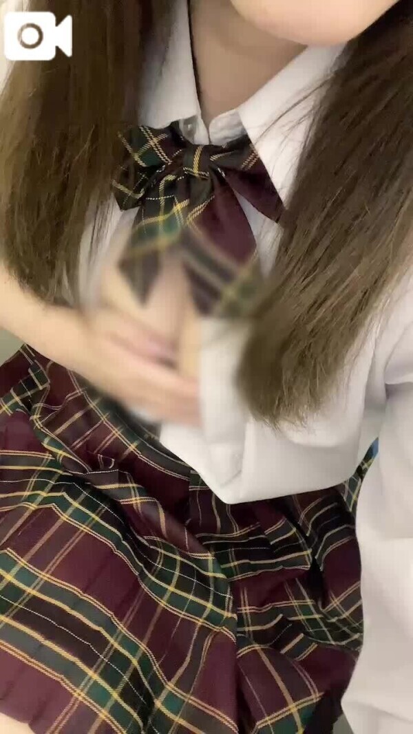 ﾓﾐﾓﾐ…