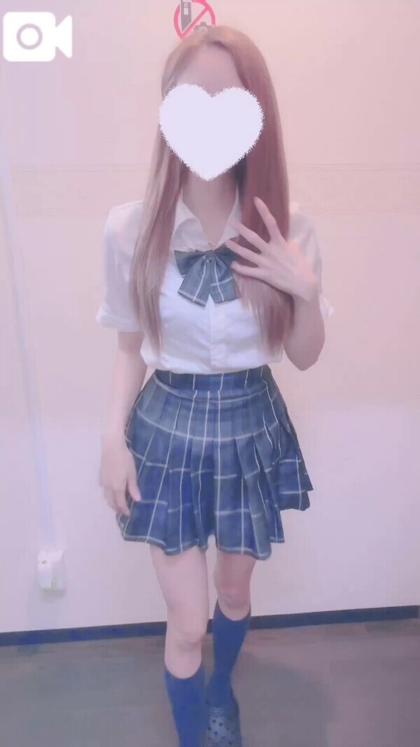 登校したよ〜🏫