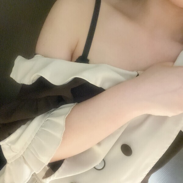 出勤中❣️と今月のお知らせ🕊➰