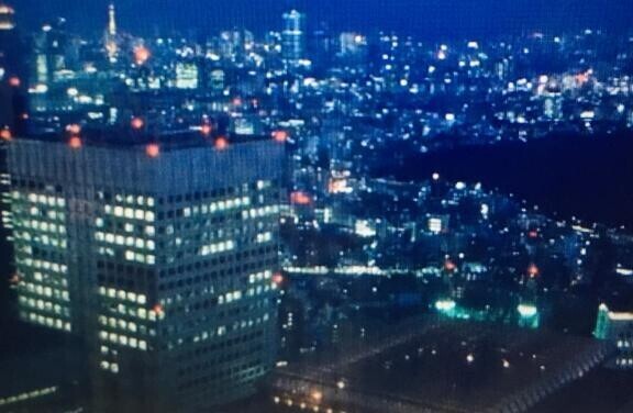 真夜中な…