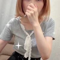 動く