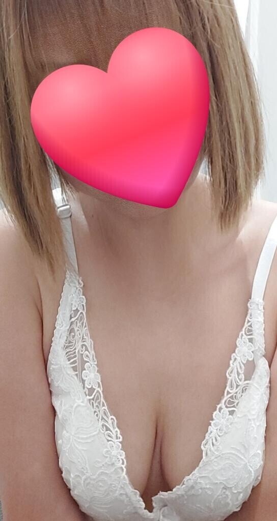 貧乳も大きくみえる♡