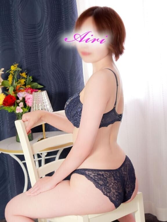 プロフィールの写真新しく撮ってもらいました