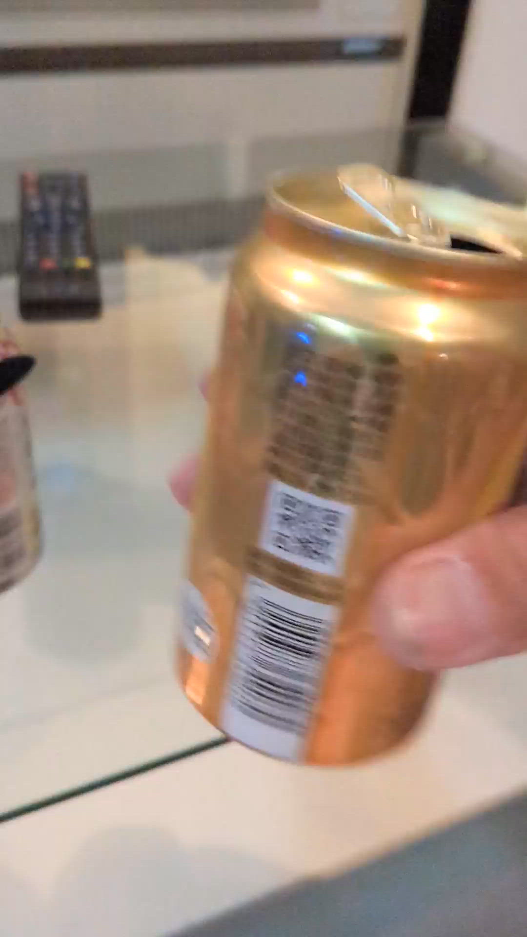 １人で寝るのやだな〜