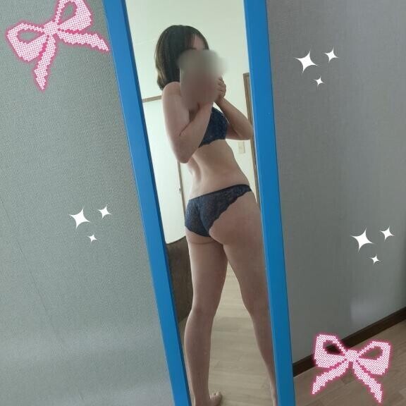 ムチムチのお尻と長い脚