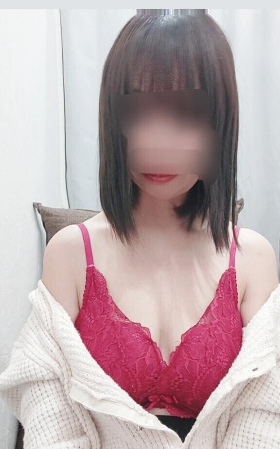 洋服脱いだら……