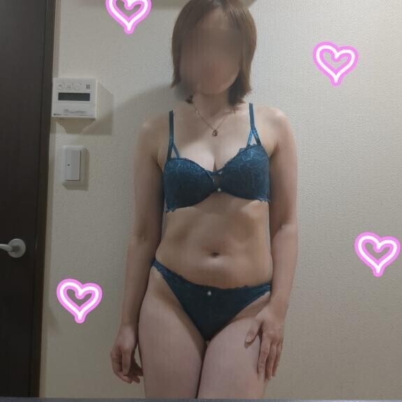 今日はお気に入りの下着なの♡