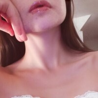 三田やよい