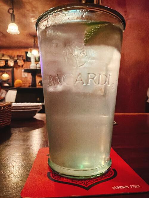 酒とエロがないと死ぬ