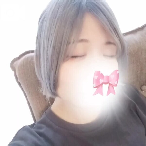 日焼け止め、塗ってあげる。でも……覚悟してね♡