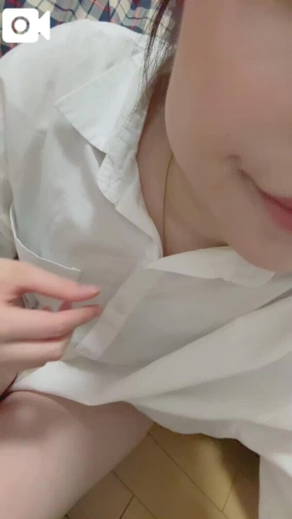 チラリ||||~~お久しぶりです😭🙇🏽‍♀️