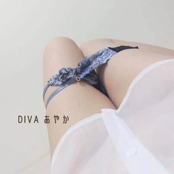 明日12日 13:00～✨✨