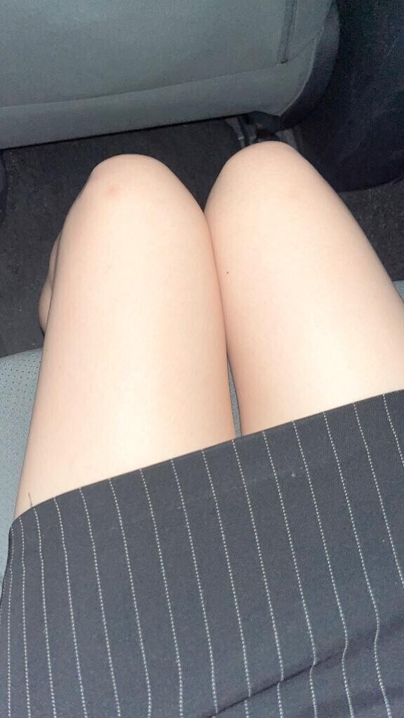 スベスベあんよ好きな人〜🥰