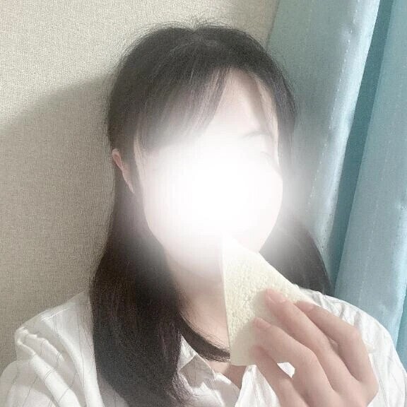 コンビニで迷子になった🐇🍞