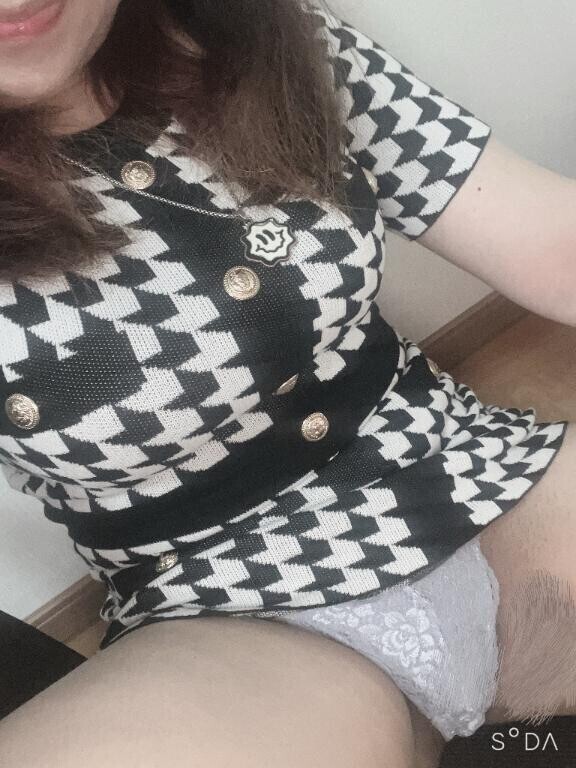 禁断の扉を開けた少女
