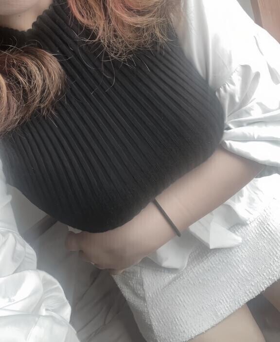 ニット服?