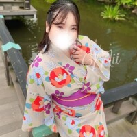 みい