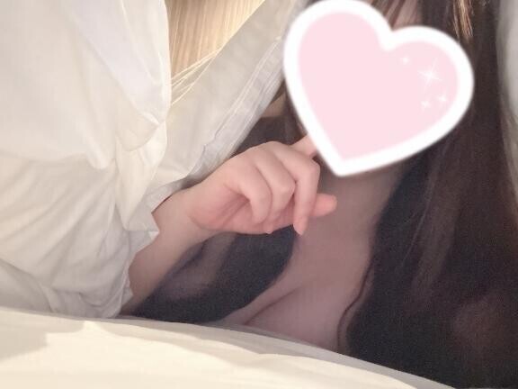 寝ぼけ眼??･°?