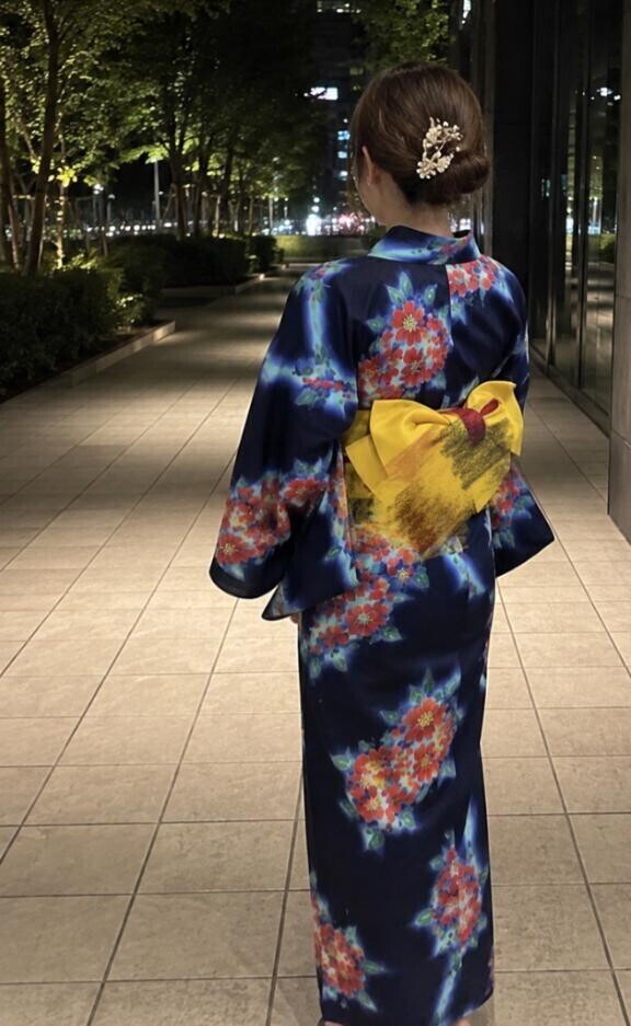 花火大会、浴衣姿で?