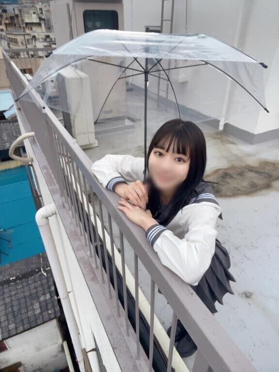 雨宿りしよ??