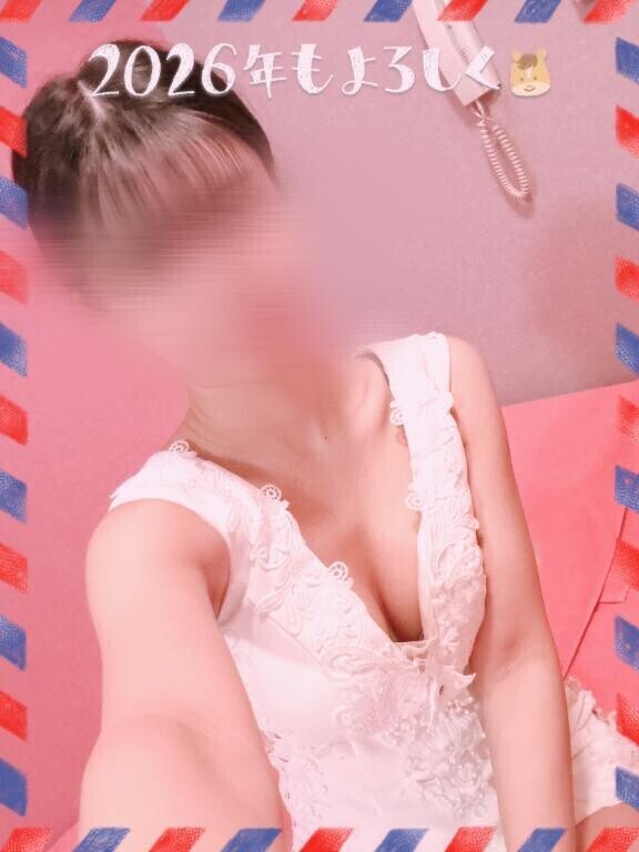 純朴な教え子からの猛アプローチ そして清楚な見た目からは想像つかない淫らな腰使いに理性が崩壊し今日も放課後ホテル密会 