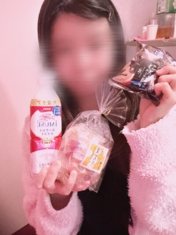 妻と倦怠期中の僕はゆのに誘惑されて何度も、何度も、中??出しをしてしまった…。 