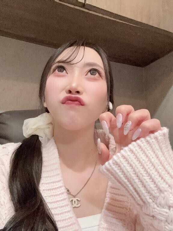 自己紹介??♀??(変顔を添えて)?