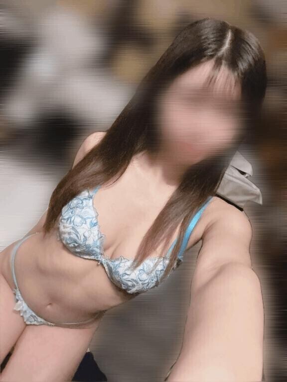 そこにいるのは、引きこもりの寂しがり屋ではなく、、一匹の欲情した雌豹