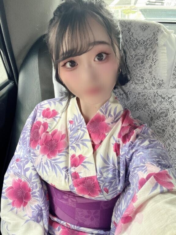 ちらっ??