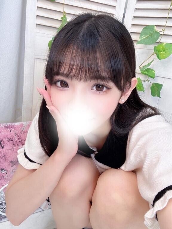 ? 8/5でびゅー！ ?